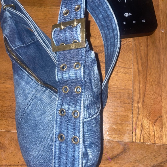 SOLD Denim crossbody and shoulder bag! - Picture 3 of 11